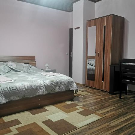 Casa Suzy & Roxy Apartment Arpasu de Jos Екстериор снимка