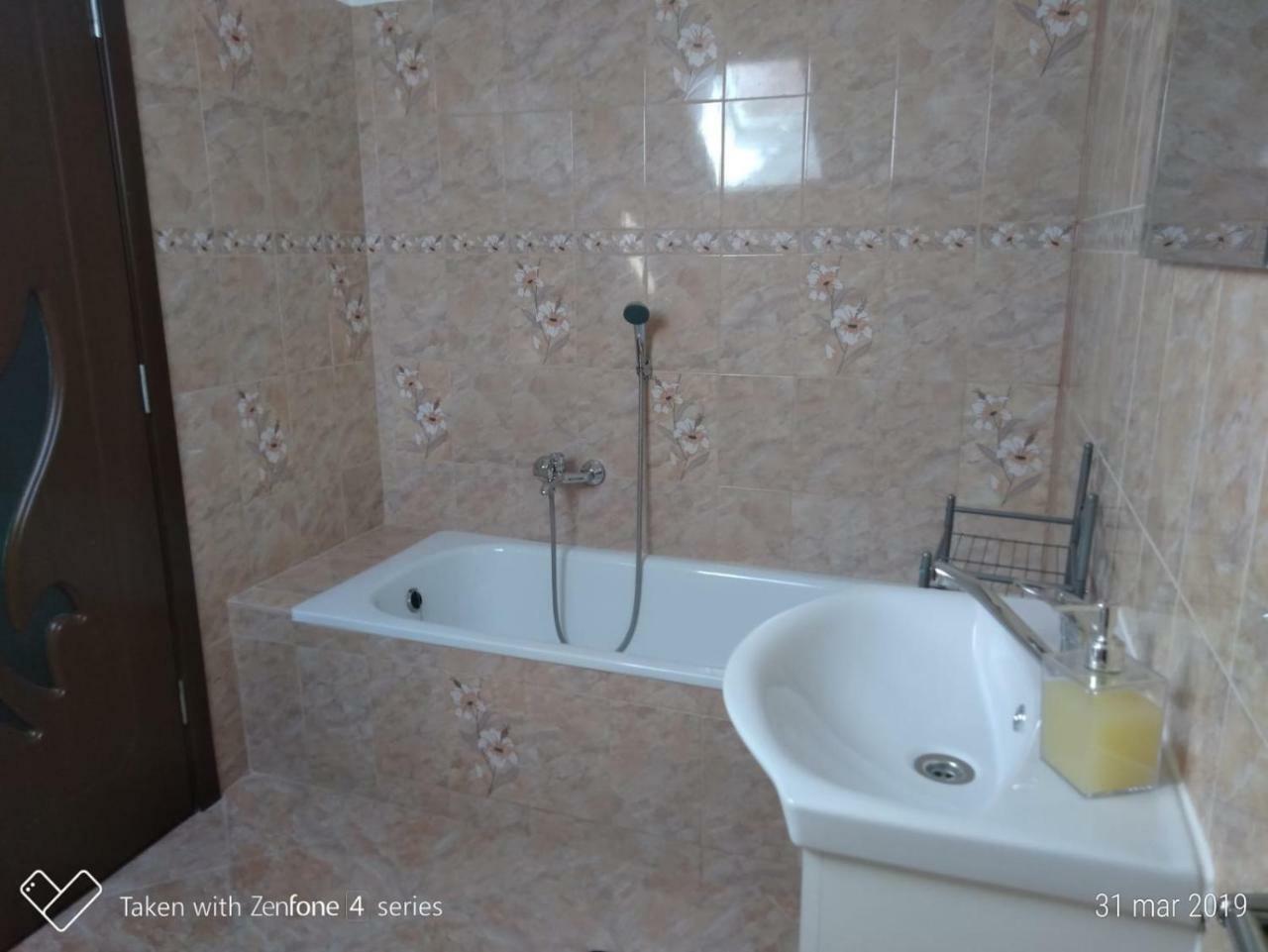 Casa Suzy & Roxy Apartment Arpasu de Jos Екстериор снимка