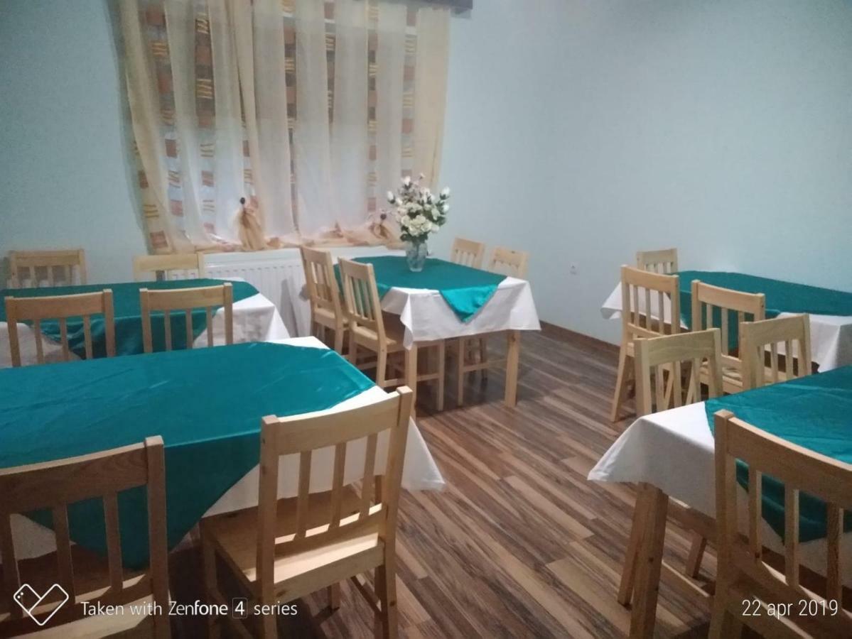 Casa Suzy & Roxy Apartment Arpasu de Jos Екстериор снимка