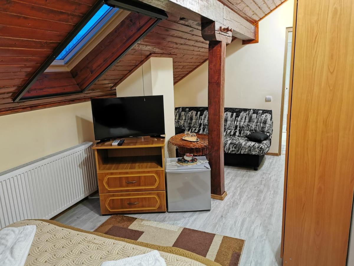 Casa Suzy & Roxy Apartment Arpasu de Jos Екстериор снимка