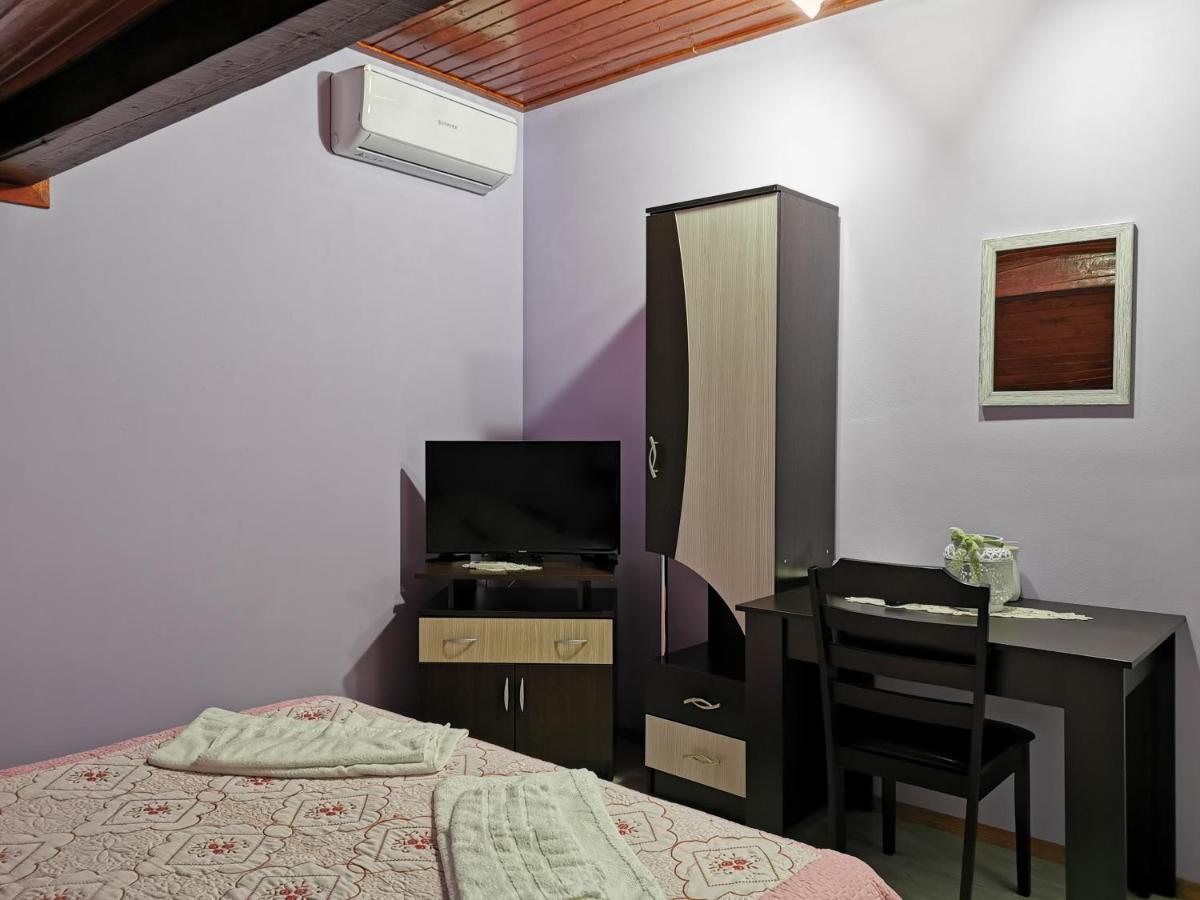Casa Suzy & Roxy Apartment Arpasu de Jos Екстериор снимка